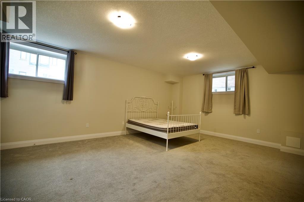 559 BALSAM POPLAR Street thumbnail 5