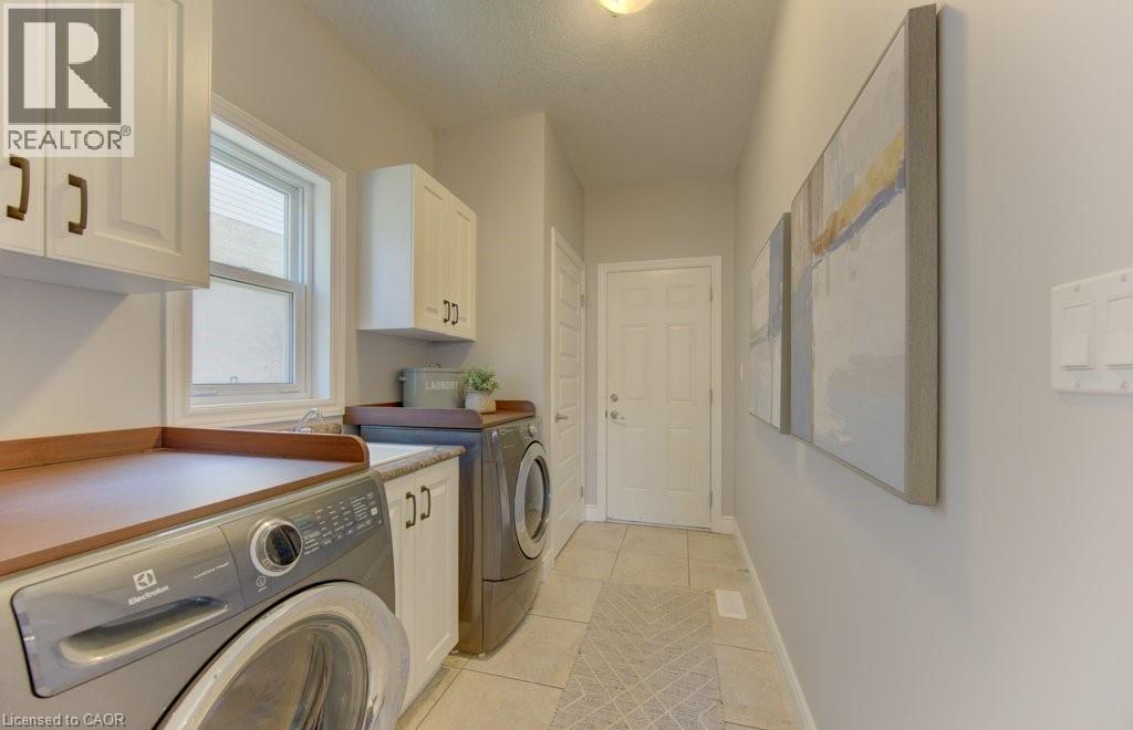 414 ZELLER Drive thumbnail 22