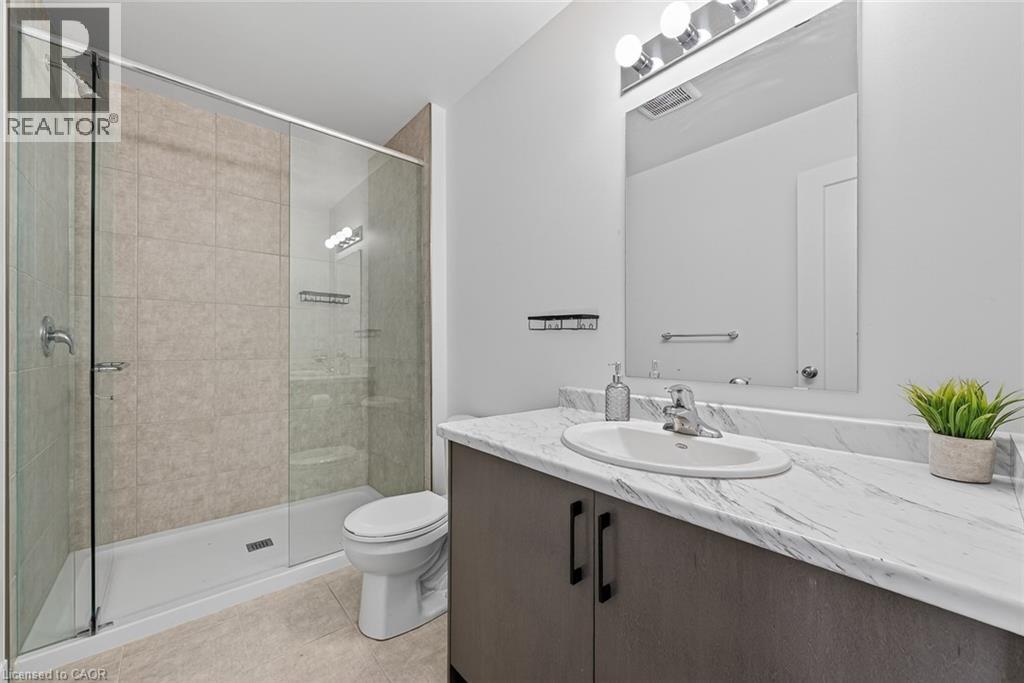 95 QUEENSBROOK Crescent thumbnail 40