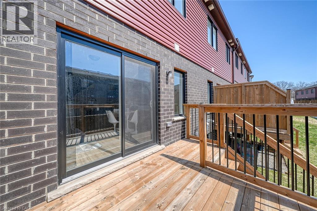 95 QUEENSBROOK Crescent thumbnail 6