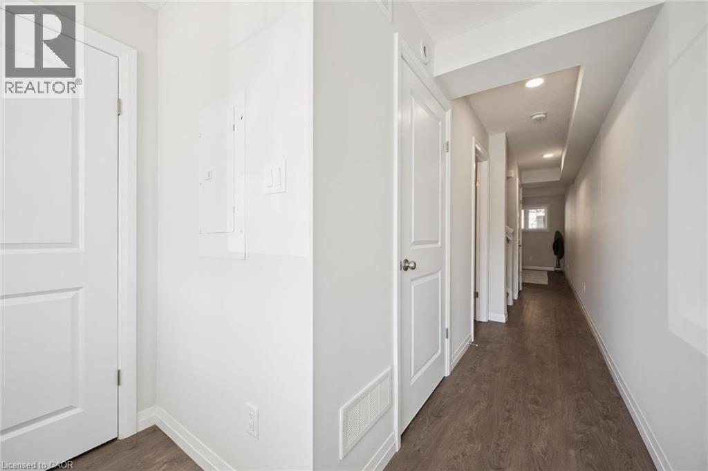 24 MORRISON Road Unit# A4 thumbnail 7