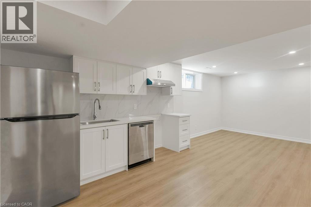 341 ZELLER Drive thumbnail 38