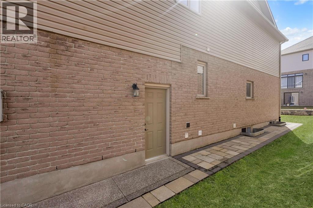 341 ZELLER Drive thumbnail 46