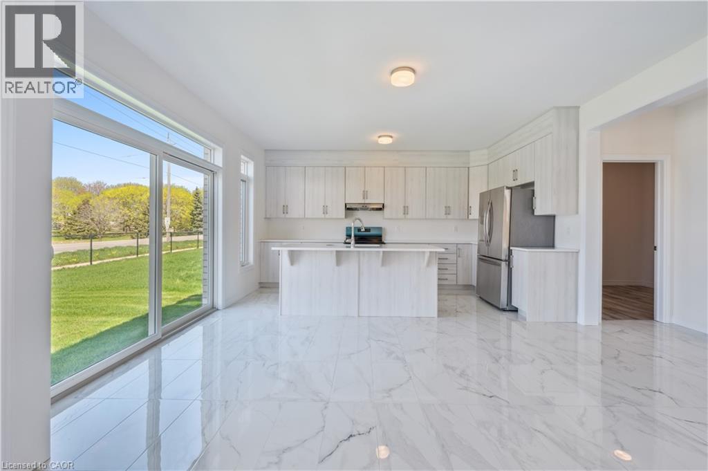 22 HENRY MARACLE Street thumbnail 8