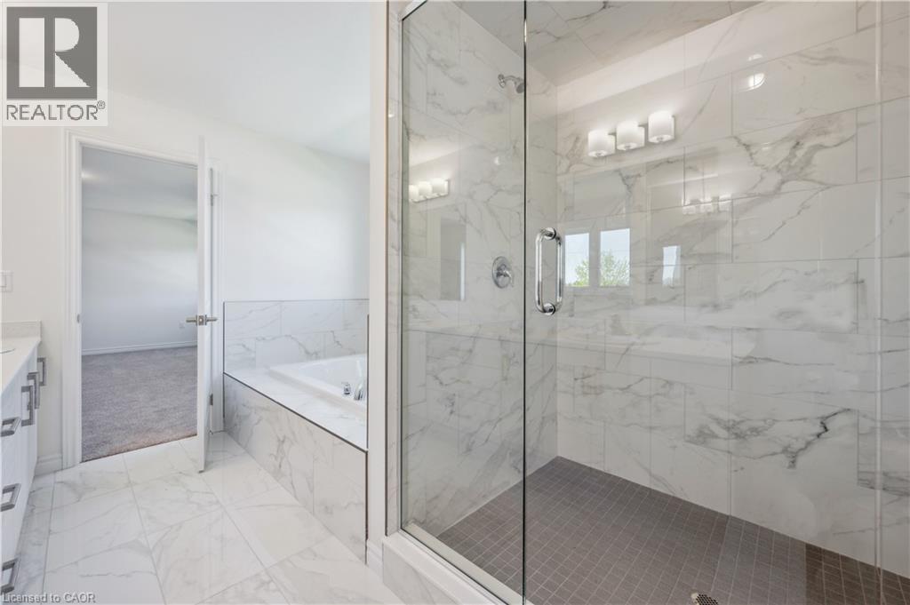 22 HENRY MARACLE Street thumbnail 17