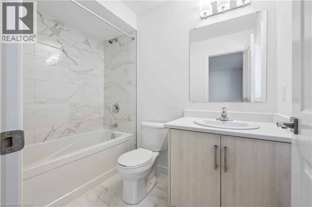 22 HENRY MARACLE Street thumbnail 18