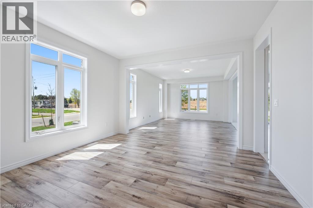 22 HENRY MARACLE Street thumbnail 6