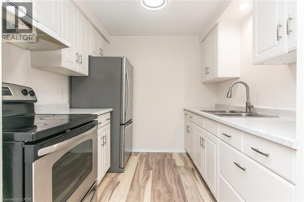 279 SANDOWNE Drive Unit# 7 thumbnail 16