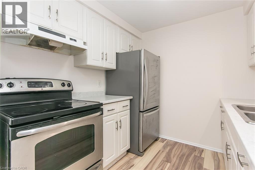 279 SANDOWNE Drive Unit# 7 thumbnail 17