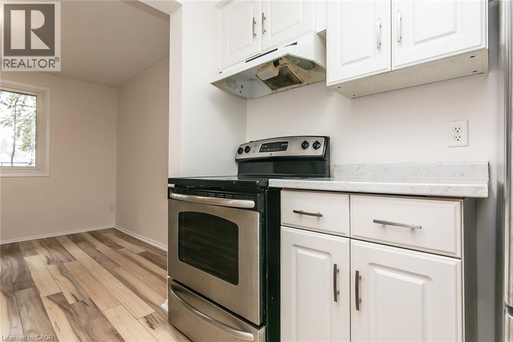 279 SANDOWNE Drive Unit# 7 thumbnail 19