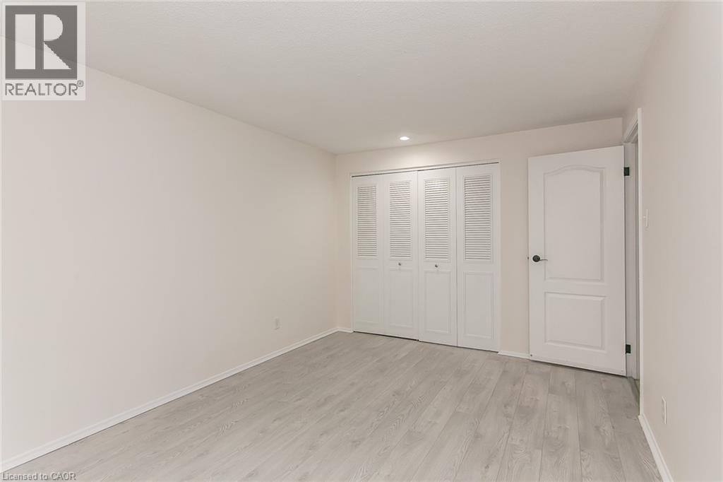 279 SANDOWNE Drive Unit# 7 thumbnail 32