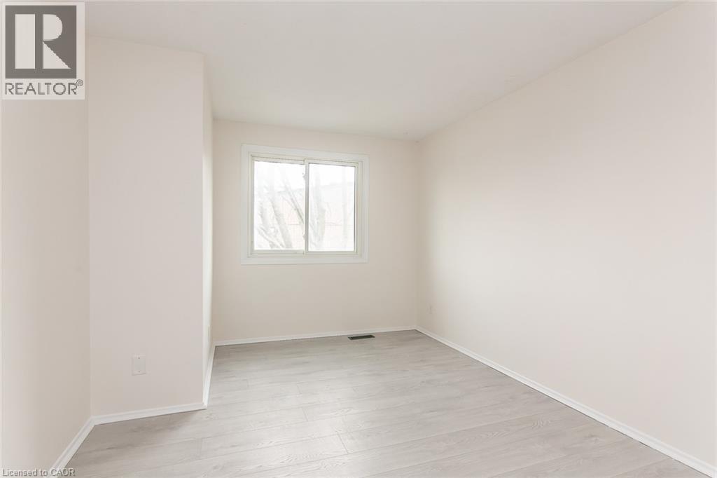 279 SANDOWNE Drive Unit# 7 thumbnail 36