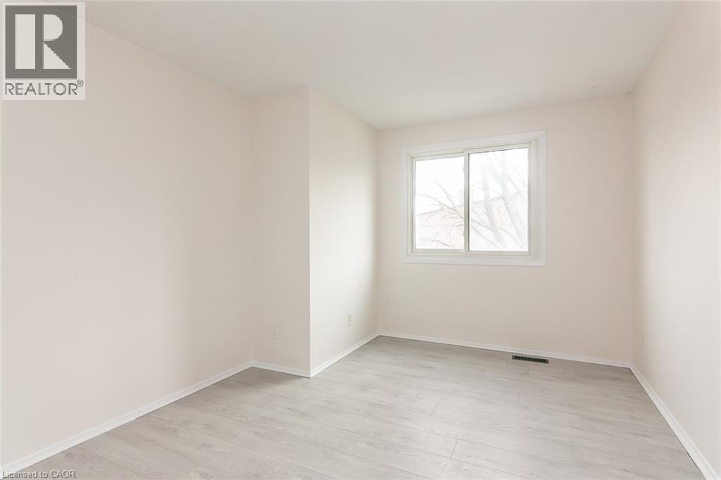 279 SANDOWNE Drive Unit# 7 thumbnail 37