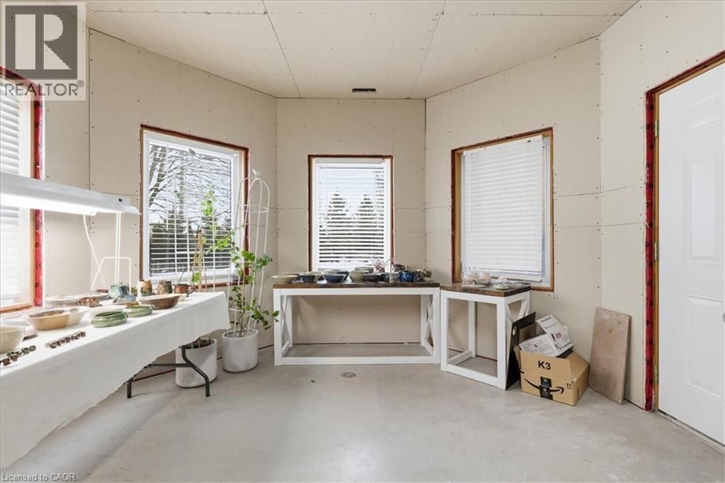 86 CANTERS Close thumbnail 49