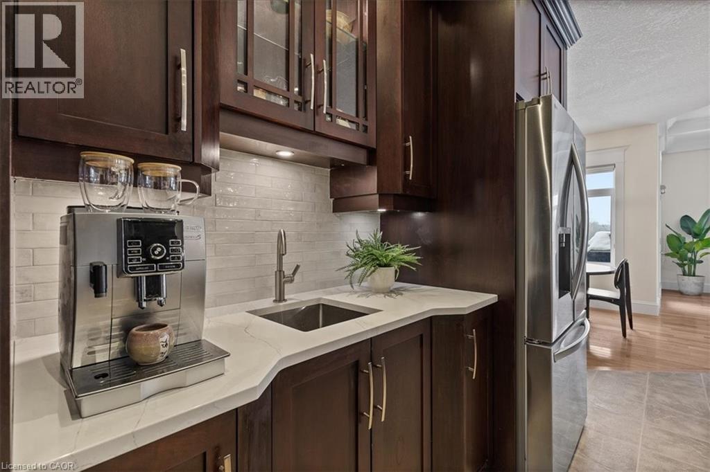 86 CANTERS Close thumbnail 14