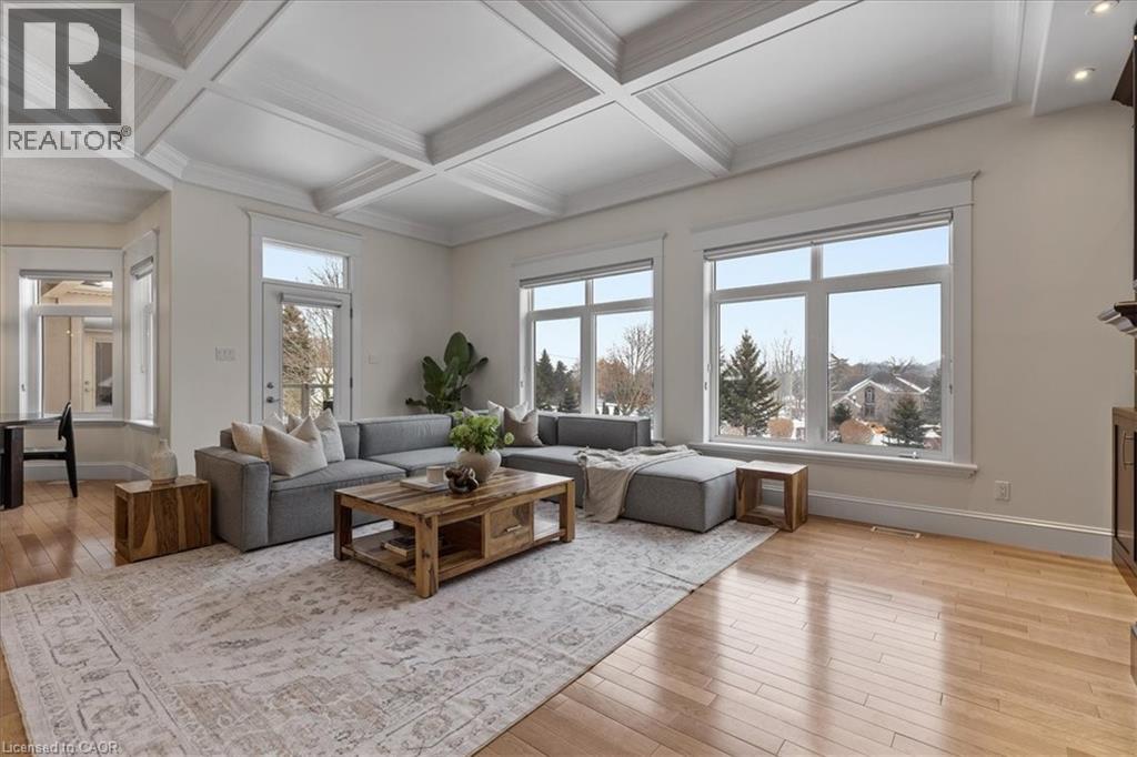 86 CANTERS Close thumbnail 17