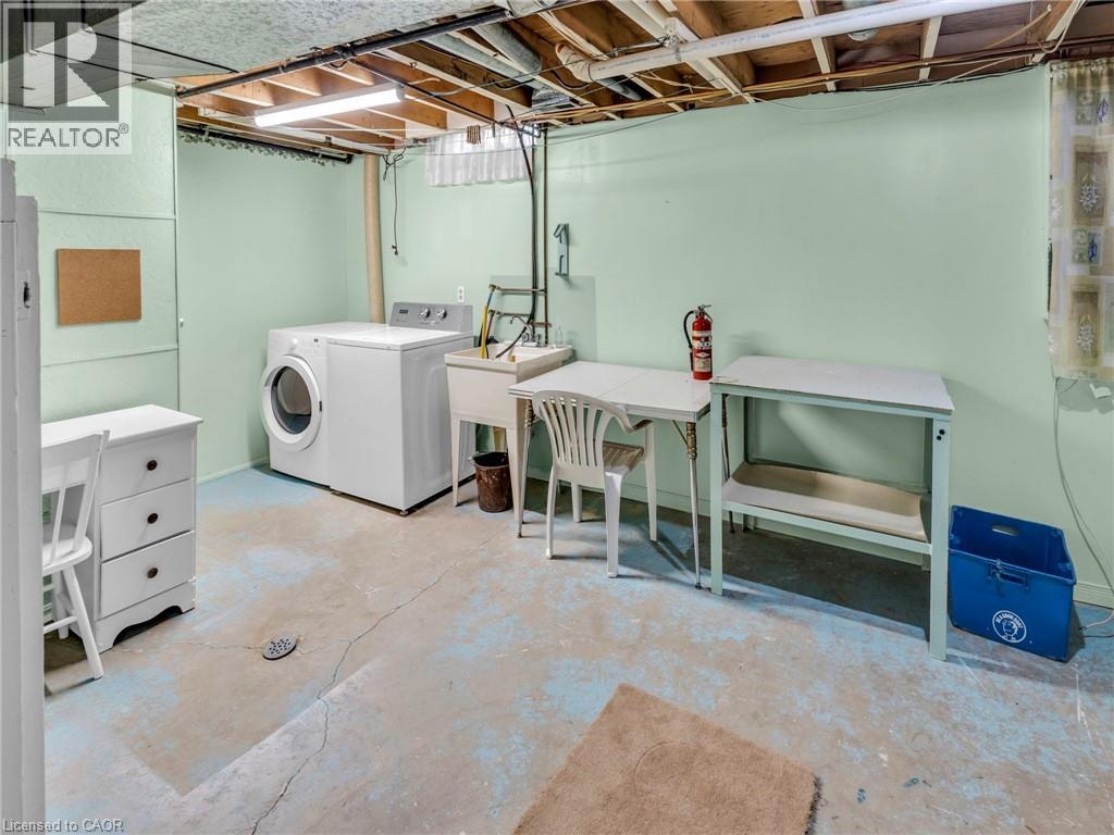 28 UNDERHILL Crescent Unit# 3 thumbnail 19