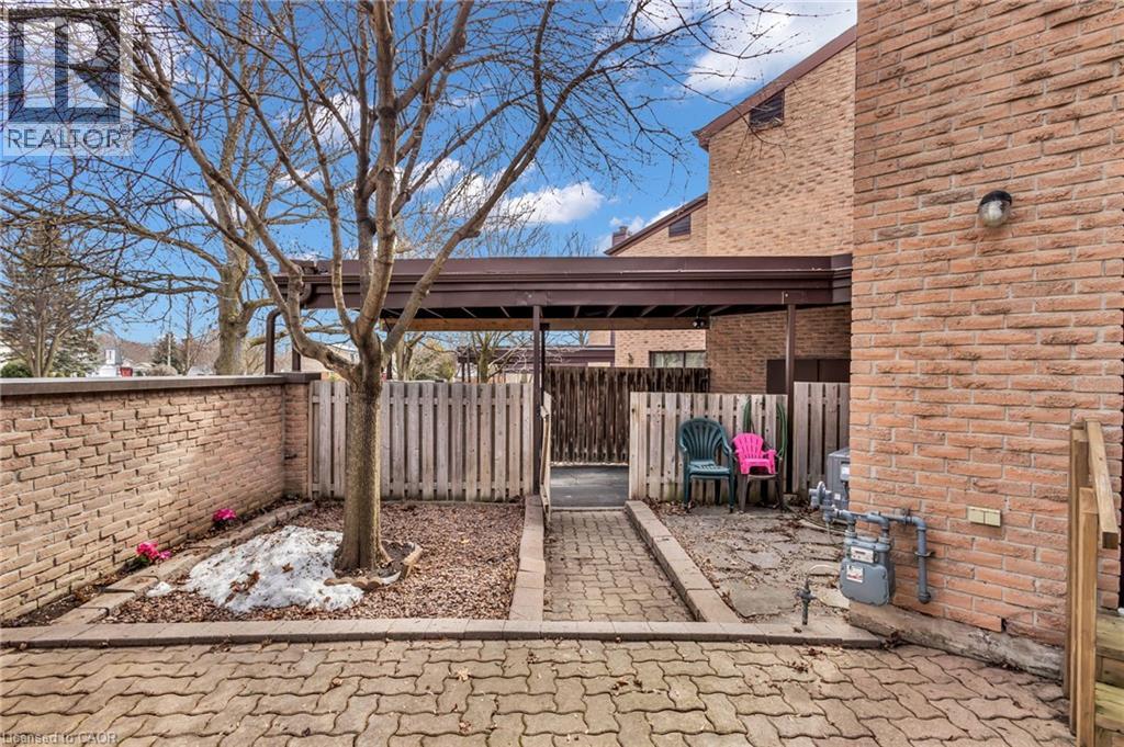 28 UNDERHILL Crescent Unit# 3 thumbnail 27