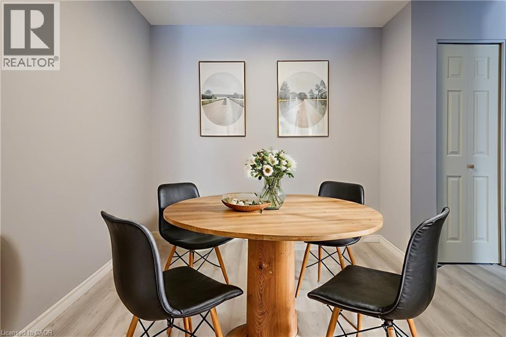 249 CEDARBRAE Avenue Unit# 18 thumbnail 6