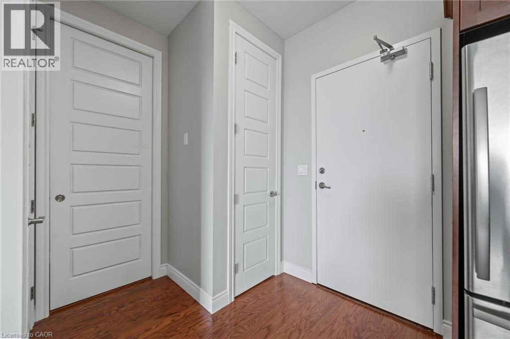 223 ERB Street W Unit# 704 thumbnail 6