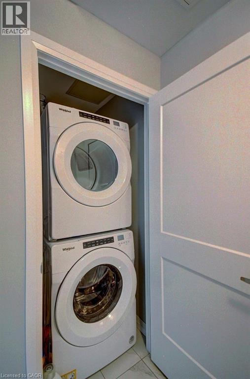 60 CHARLES Street W Unit# 1805 thumbnail 16