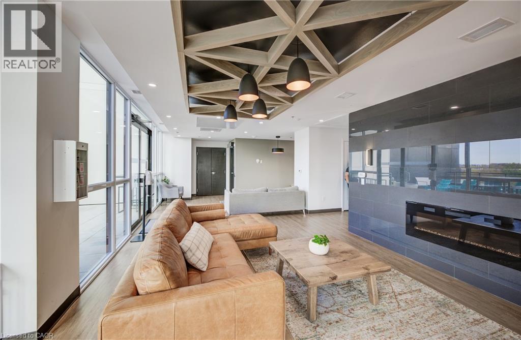 60 CHARLES Street W Unit# 1805 thumbnail 25