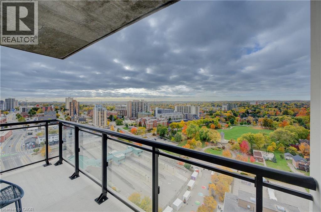 60 CHARLES Street W Unit# 1805 thumbnail 17