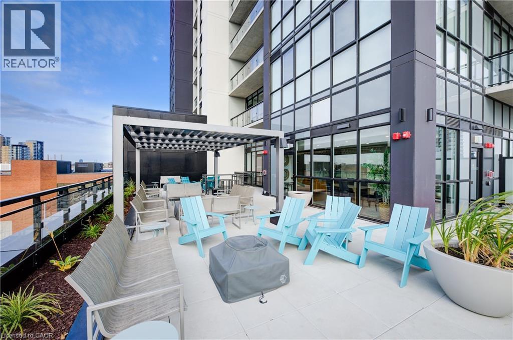 60 CHARLES Street W Unit# 1805 thumbnail 26