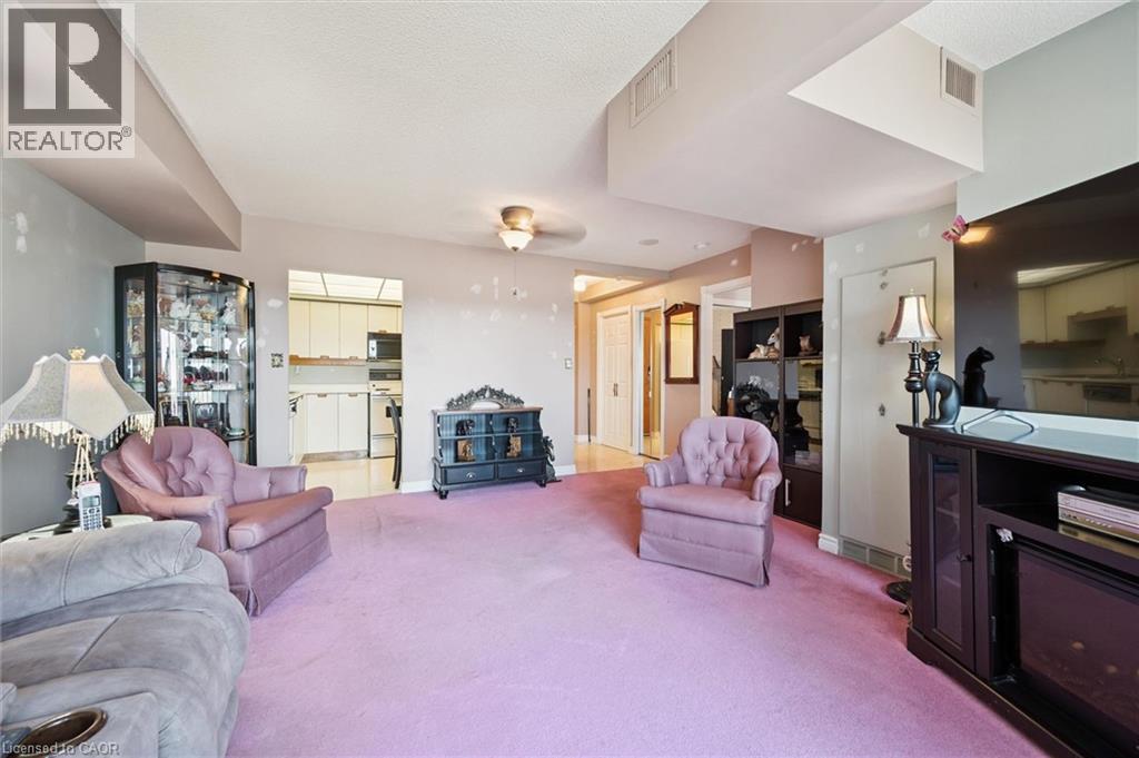 237 KING Street W Unit# 1205 thumbnail 10