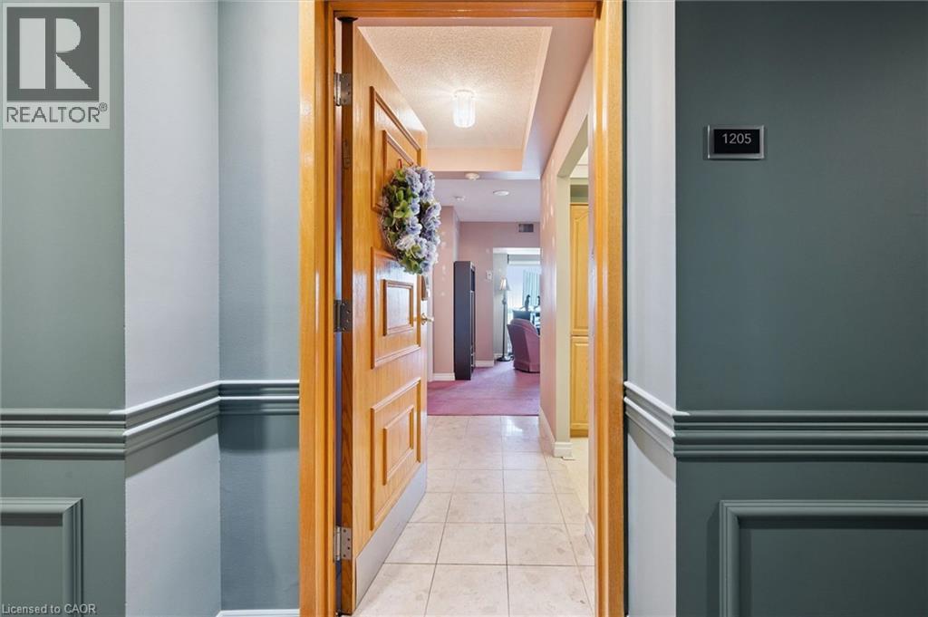 237 KING Street W Unit# 1205 thumbnail 6