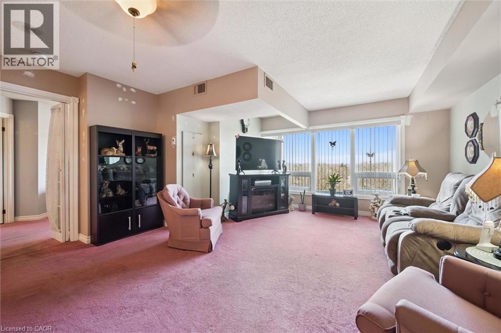 237 KING Street W Unit# 1205 thumbnail 11