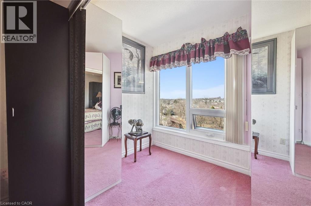 237 KING Street W Unit# 1205 thumbnail 17