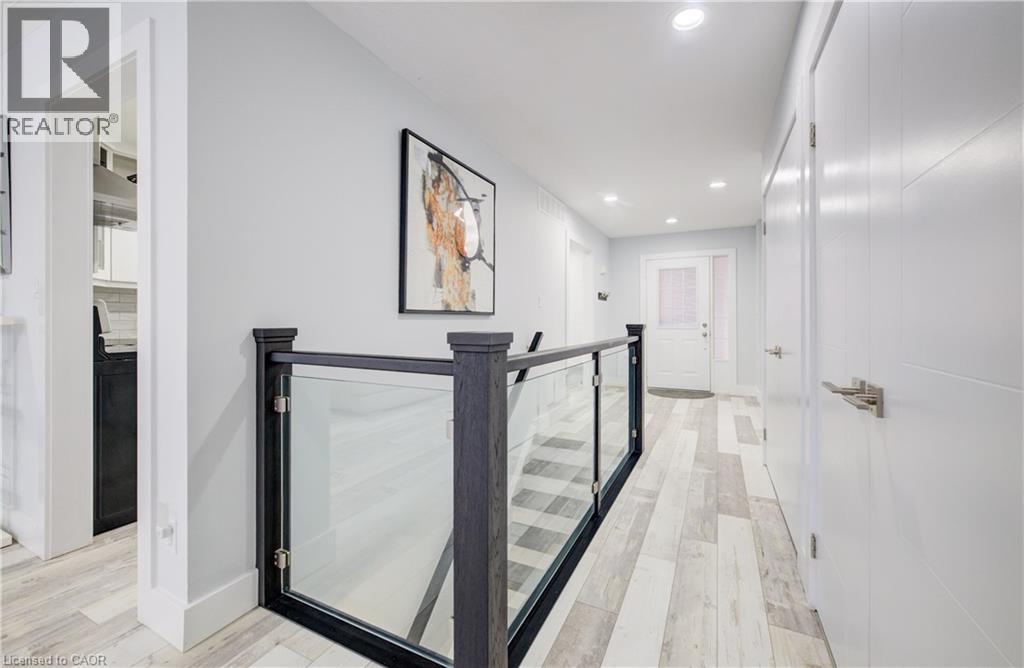 10 ISHERWOOD Avenue Unit# 18 thumbnail 6