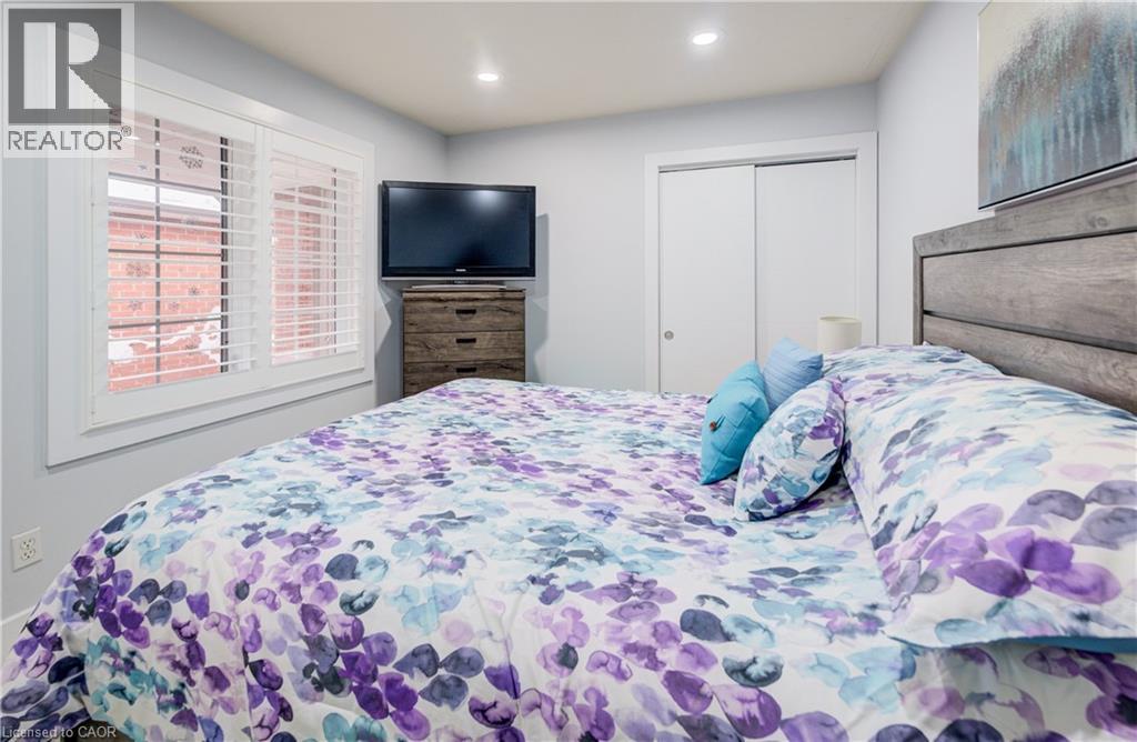 10 ISHERWOOD Avenue Unit# 18 thumbnail 21