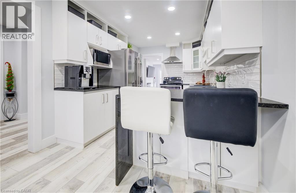 10 ISHERWOOD Avenue Unit# 18 thumbnail 17