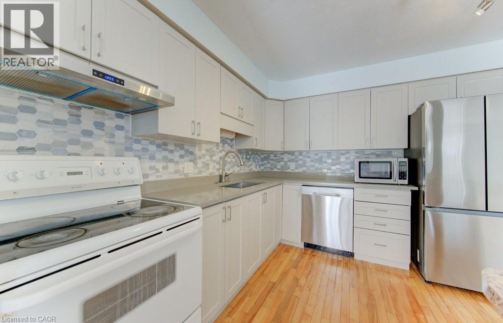 689 STAR FLOWER Avenue Unit# A thumbnail 11