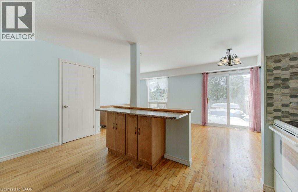 689 STAR FLOWER Avenue Unit# A thumbnail 12