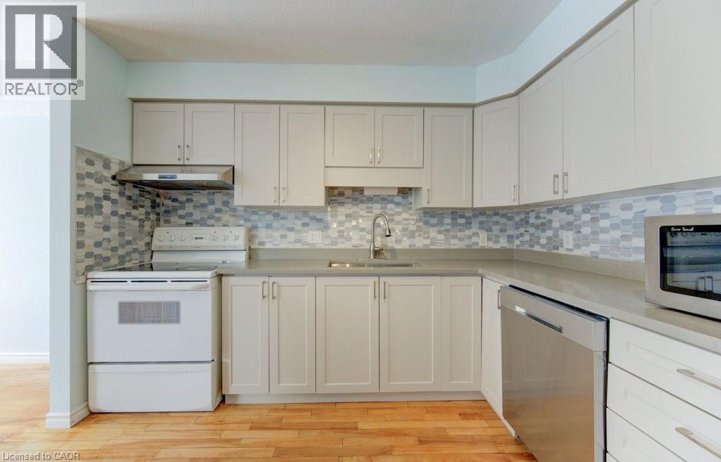 689 STAR FLOWER Avenue Unit# A thumbnail 13