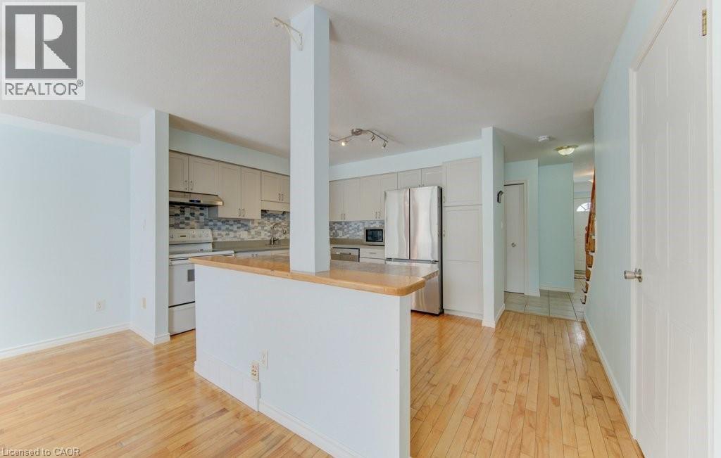 689 STAR FLOWER Avenue Unit# A thumbnail 15