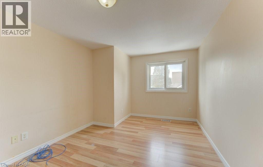 689 STAR FLOWER Avenue Unit# A thumbnail 31