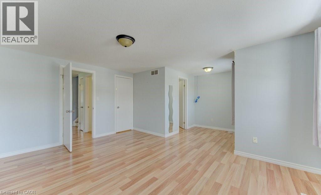 689 STAR FLOWER Avenue Unit# A thumbnail 35