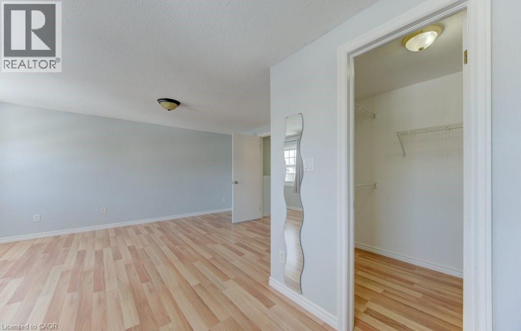 689 STAR FLOWER Avenue Unit# A thumbnail 36