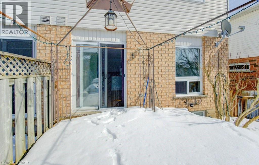 689 STAR FLOWER Avenue Unit# A thumbnail 45