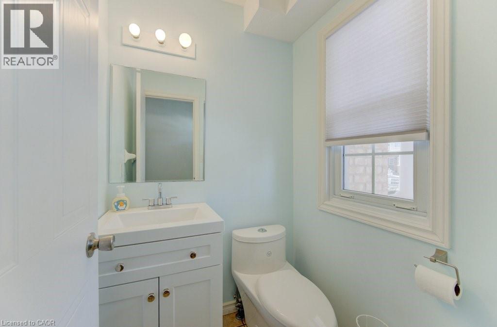 689 STAR FLOWER Avenue Unit# A thumbnail 7