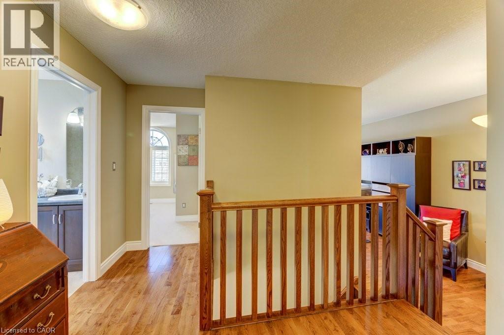 259 ZELLER Drive thumbnail 24