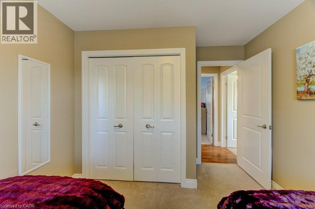 259 ZELLER Drive thumbnail 32