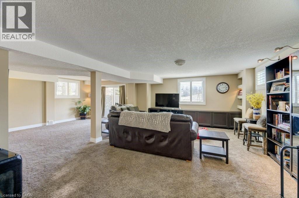 259 ZELLER Drive thumbnail 41