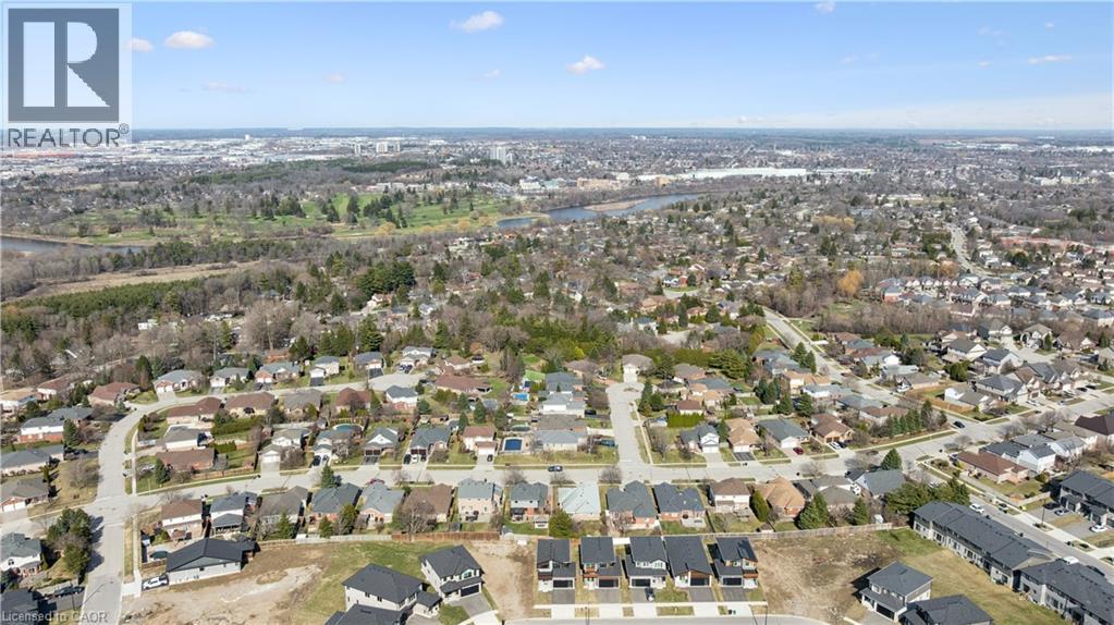 40 MOON Crescent thumbnail 33