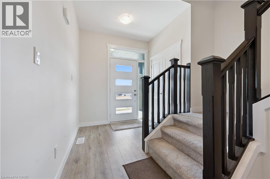 40 MOON Crescent thumbnail 5