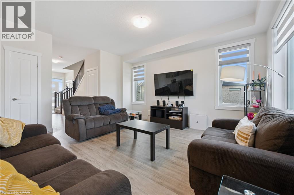 40 MOON Crescent thumbnail 8